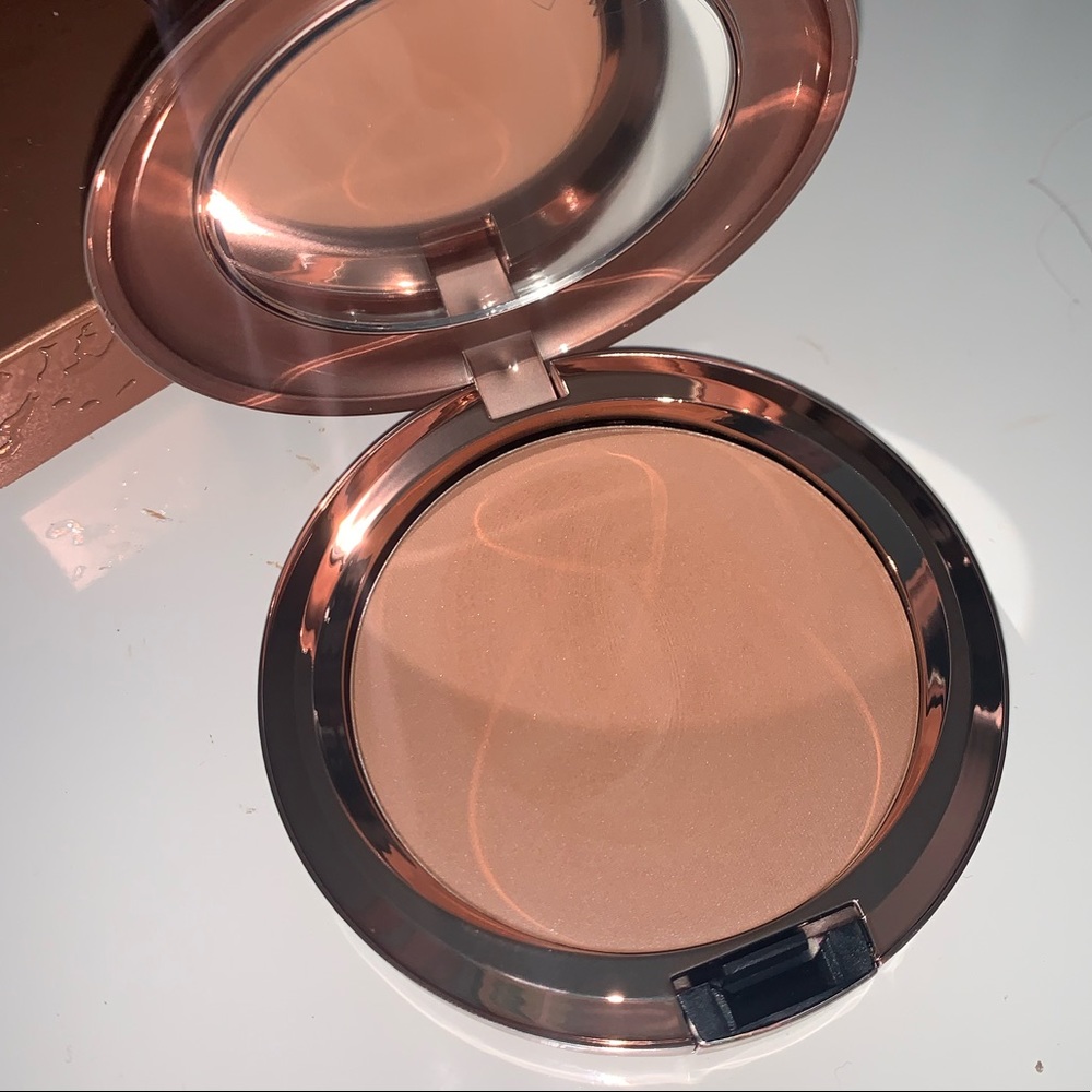 MAC Totally Taupeless Matte Bronzer LE